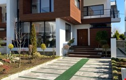 خرید ویلایی با 4 اتاق