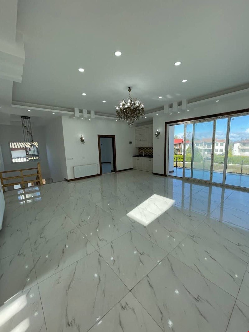 ویلای فروشی
